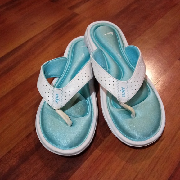 white memory foam flip flops